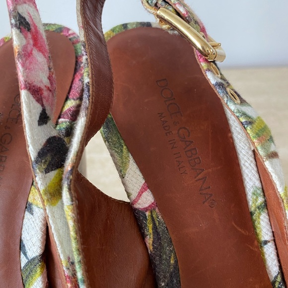 Brand New Dolce & Gabbana Floral Platform Heels - Picture 5 of 8